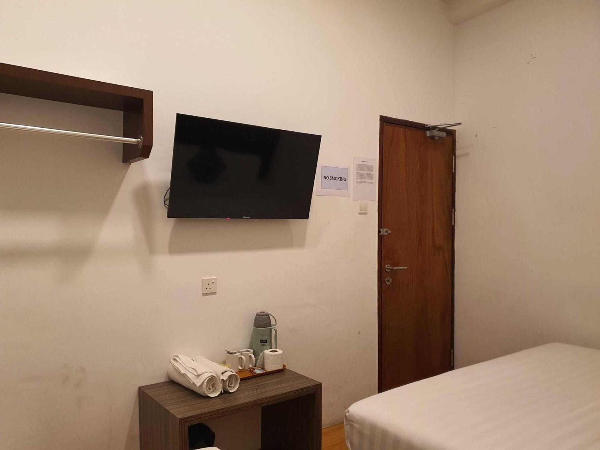 Oyo 91053 Signature Inn Miri Eksteriør billede
